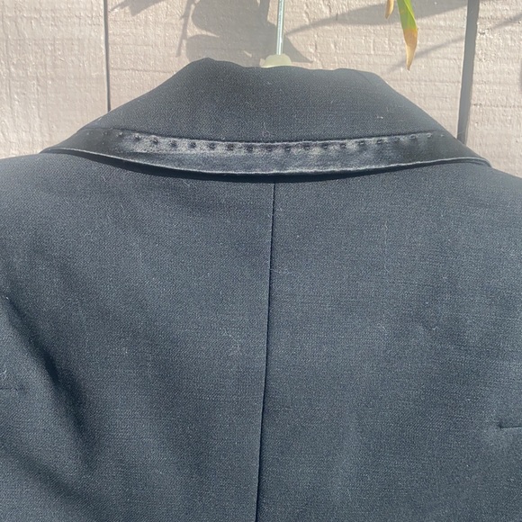 All saints hand finished. Elegant and classy - Picture 3 of 6